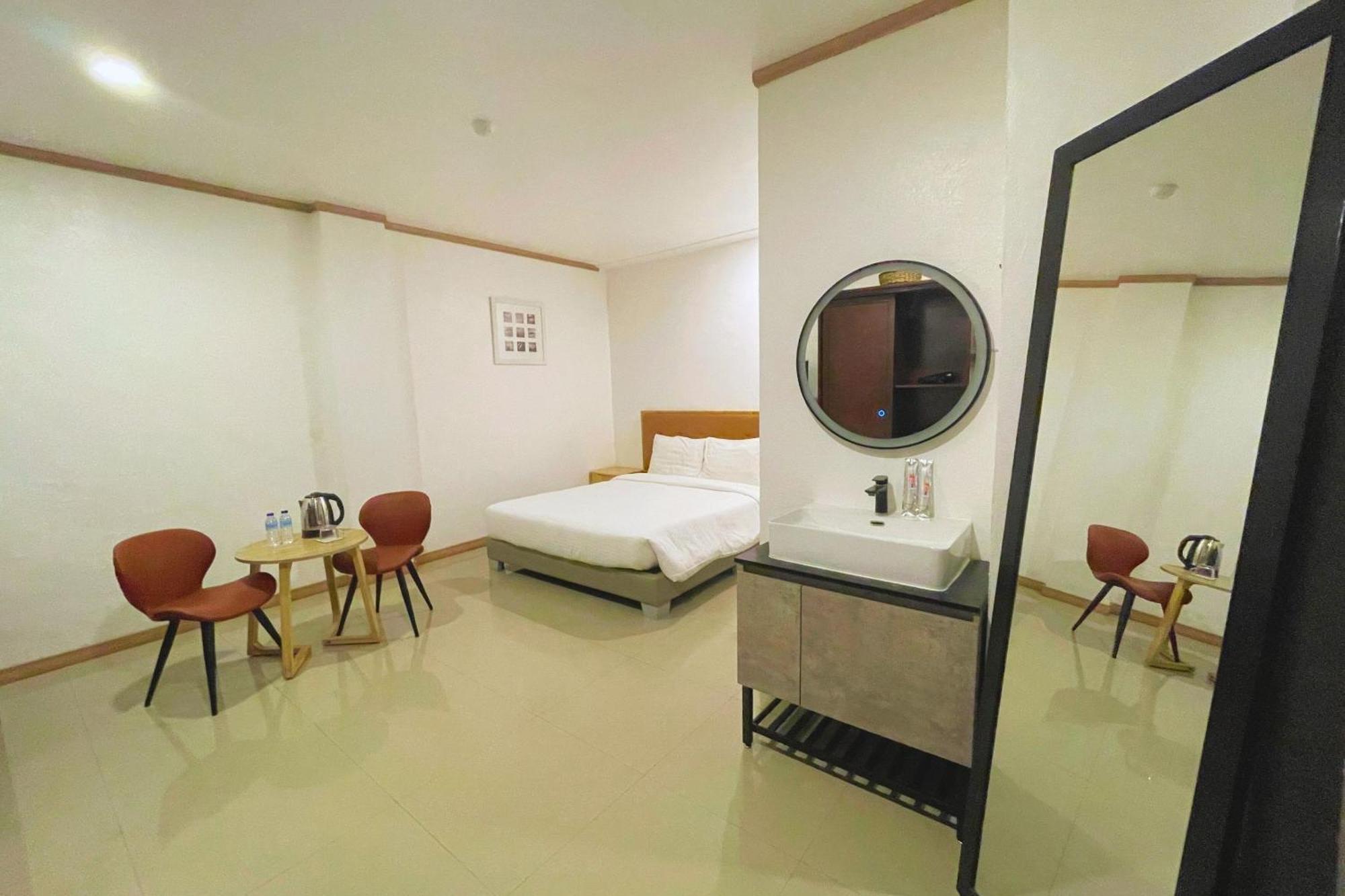 Hotel Halo Angeles Kamer foto