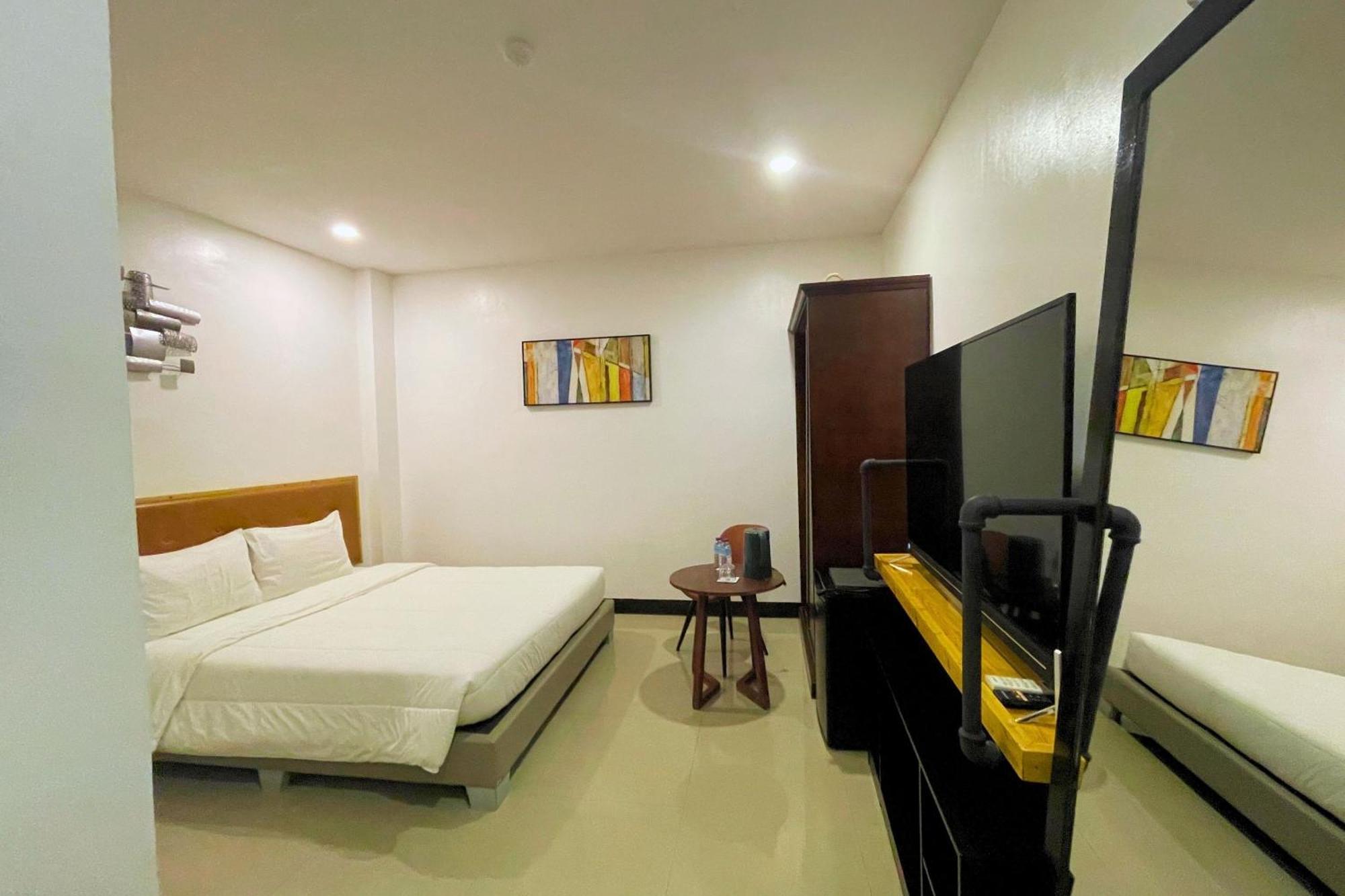Hotel Halo Angeles Kamer foto