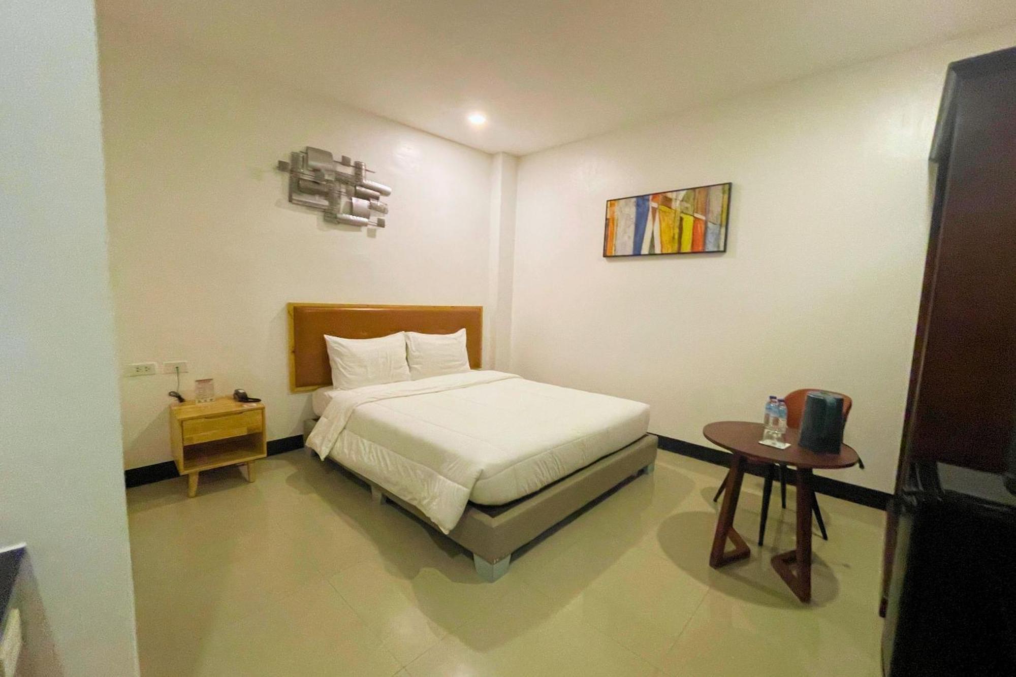 Hotel Halo Angeles Kamer foto