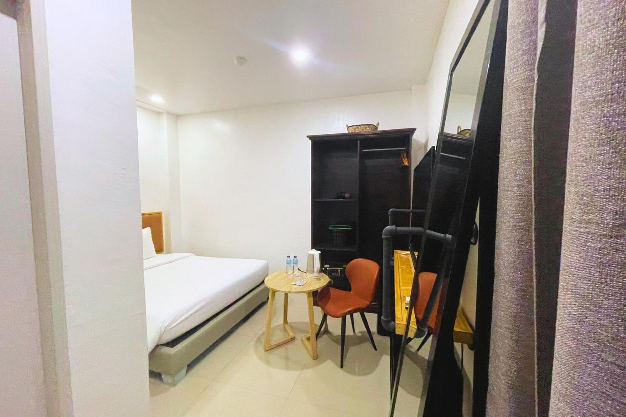Hotel Halo Angeles Kamer foto